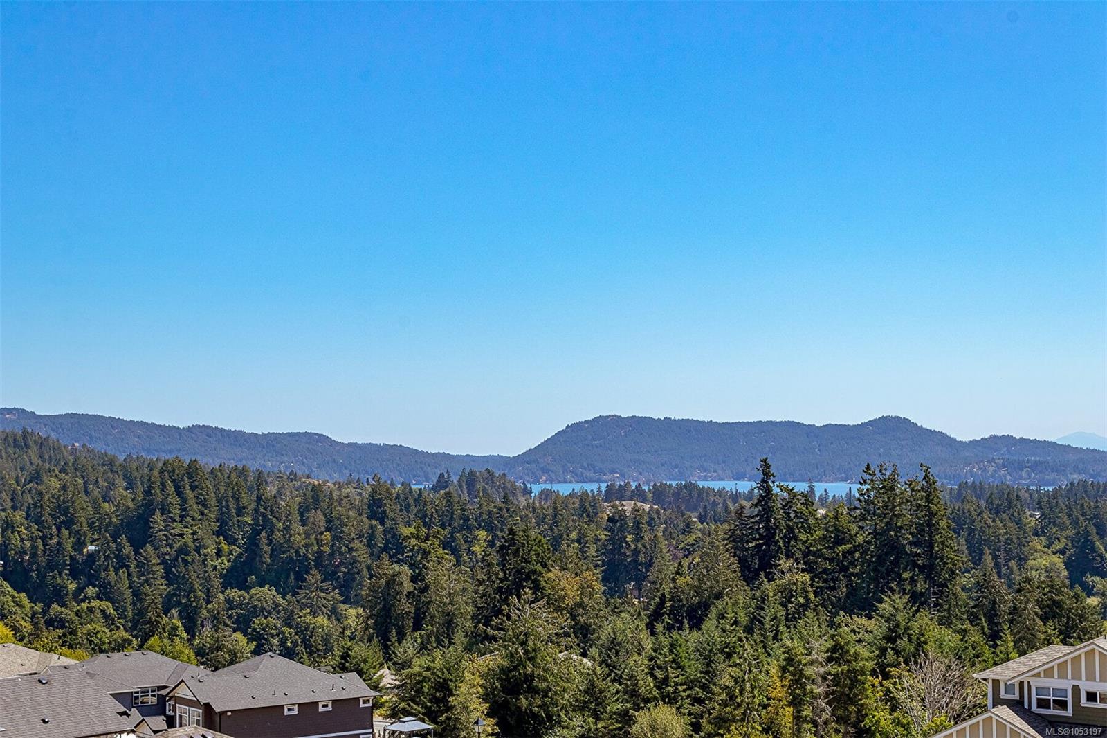 2605 Nickson Way — listing photo 4 of 54