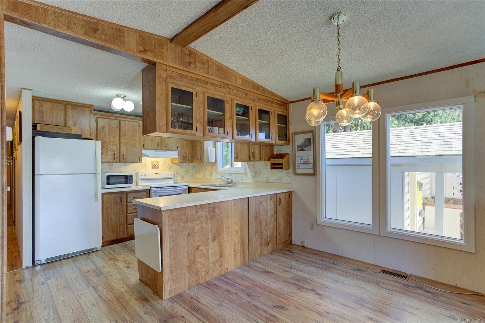 71-10980 Westdowne Rd — listing photo 10 of 68