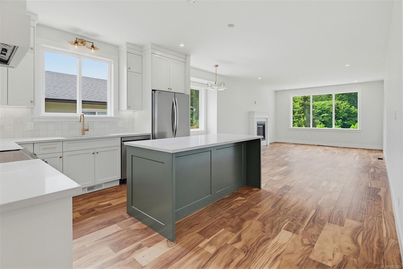 3616 Princess Ave — listing photo 11 of 39