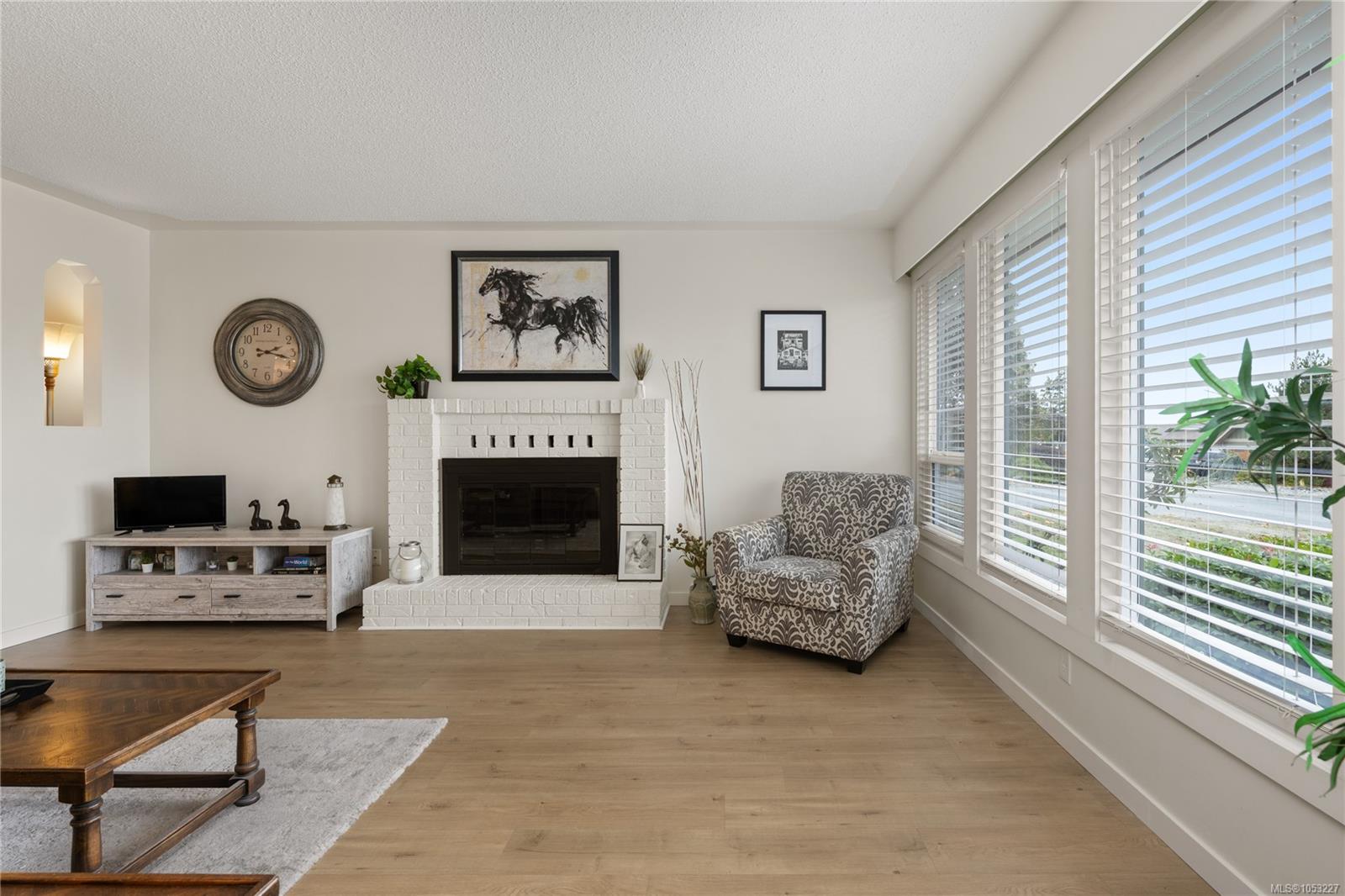 601 Belle View Pl — listing photo 6 of 53