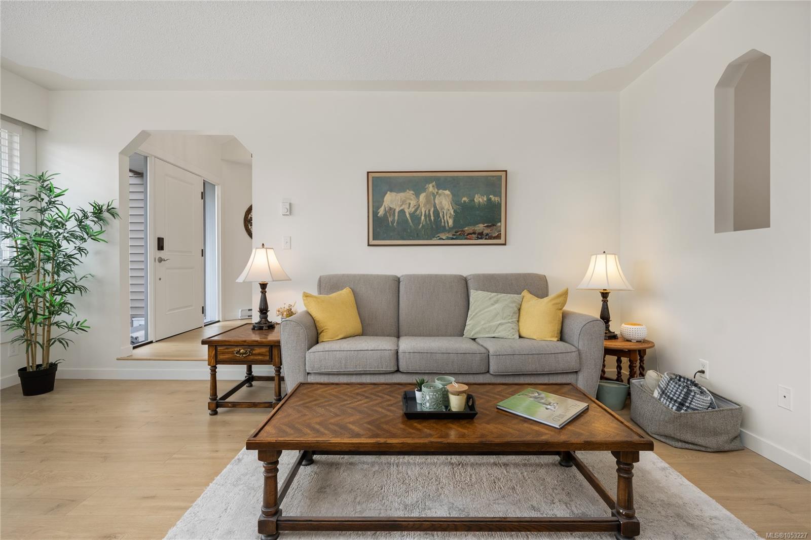 601 Belle View Pl — listing photo 9 of 53