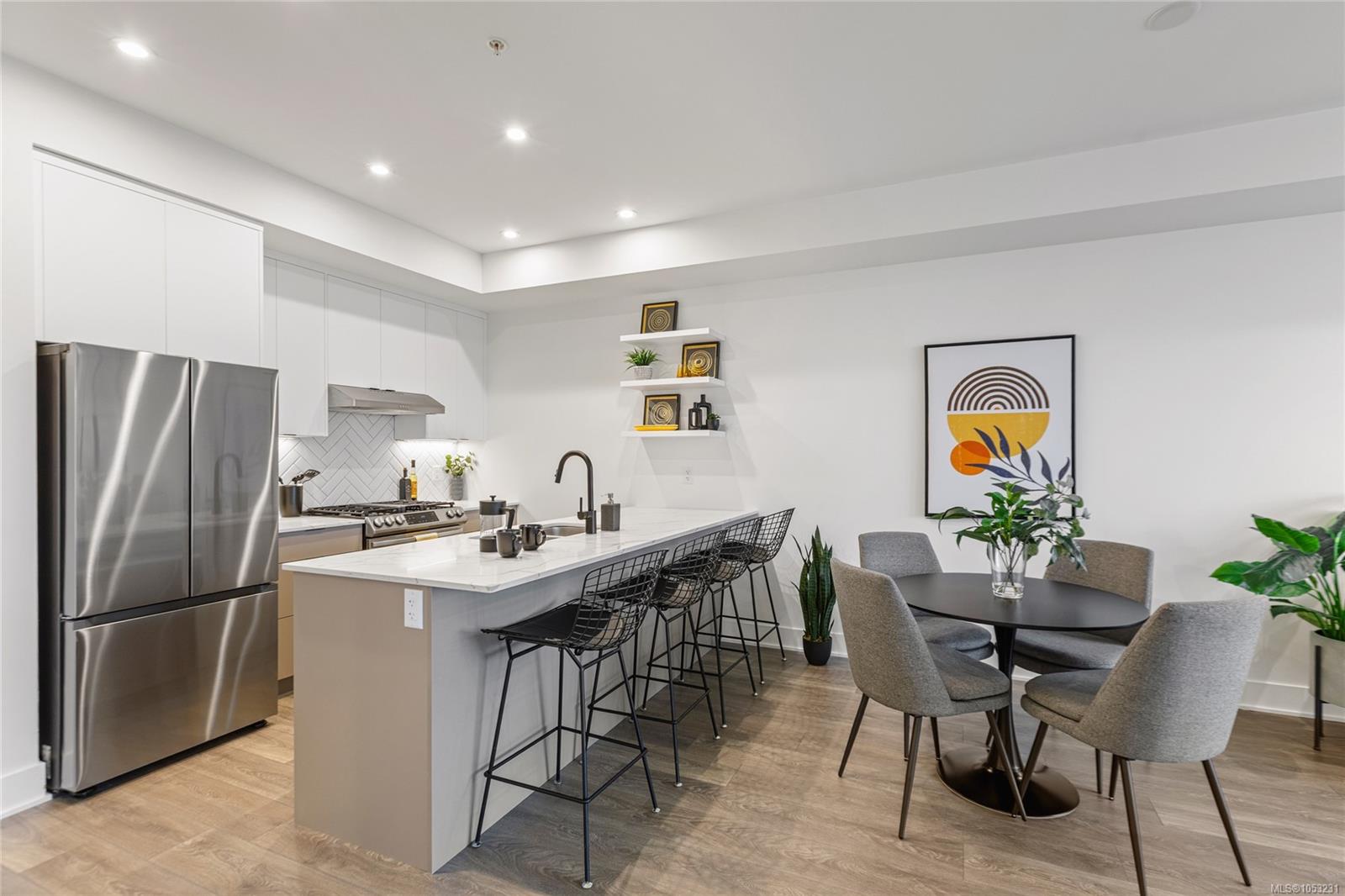309-1114 Samar Cres — listing photo 3 of 58