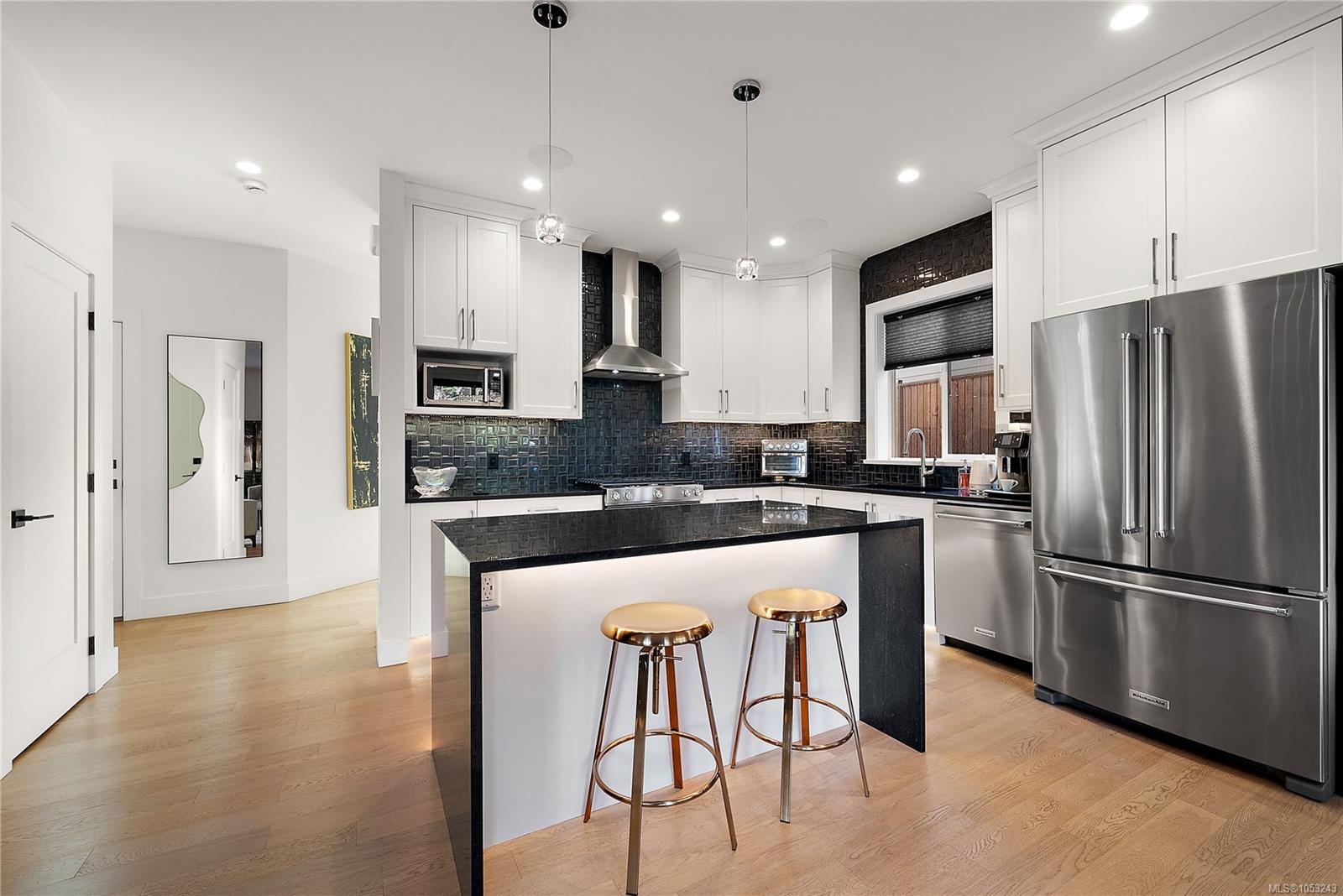 2164 Timber Ridge Crt — listing photo 14 of 34