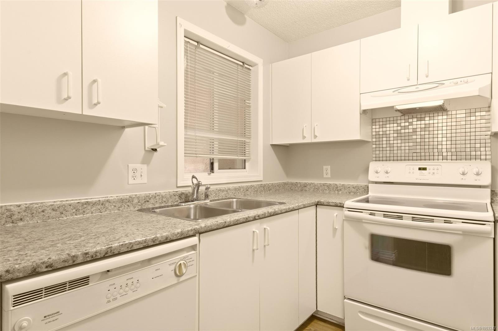 10-2197 Duggan Rd — listing photo 11 of 25