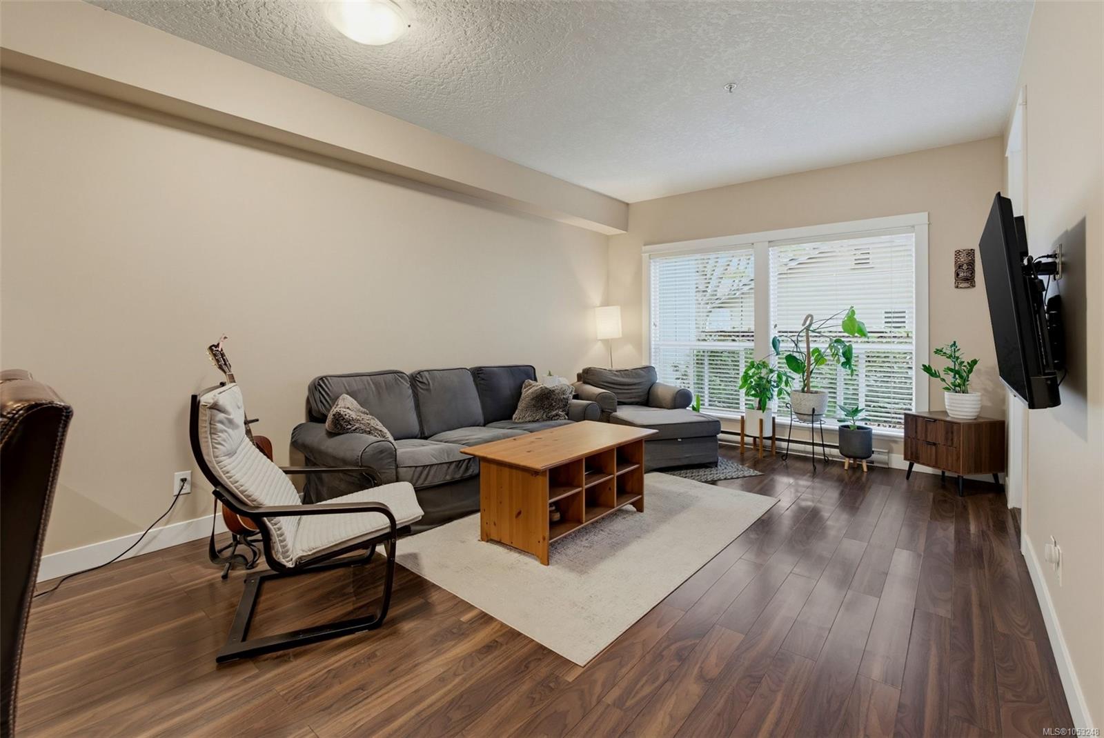 103-938 Dunford Ave — listing photo 14 of 26