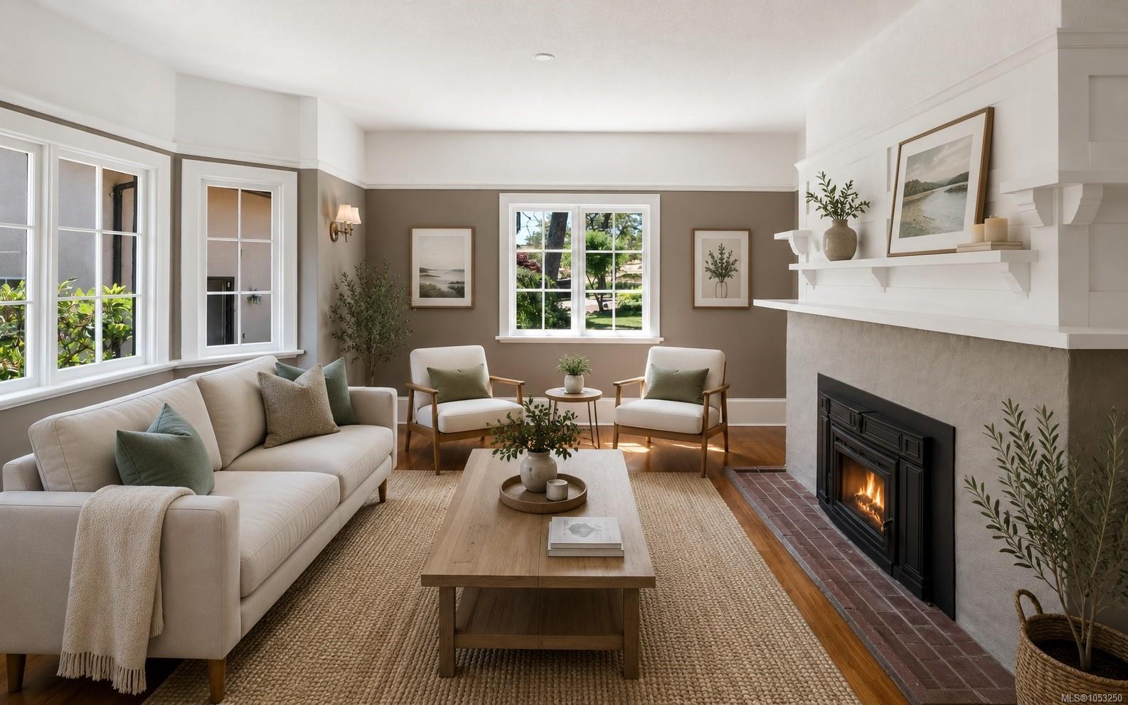 1562 Richardson St — listing photo 6 of 61