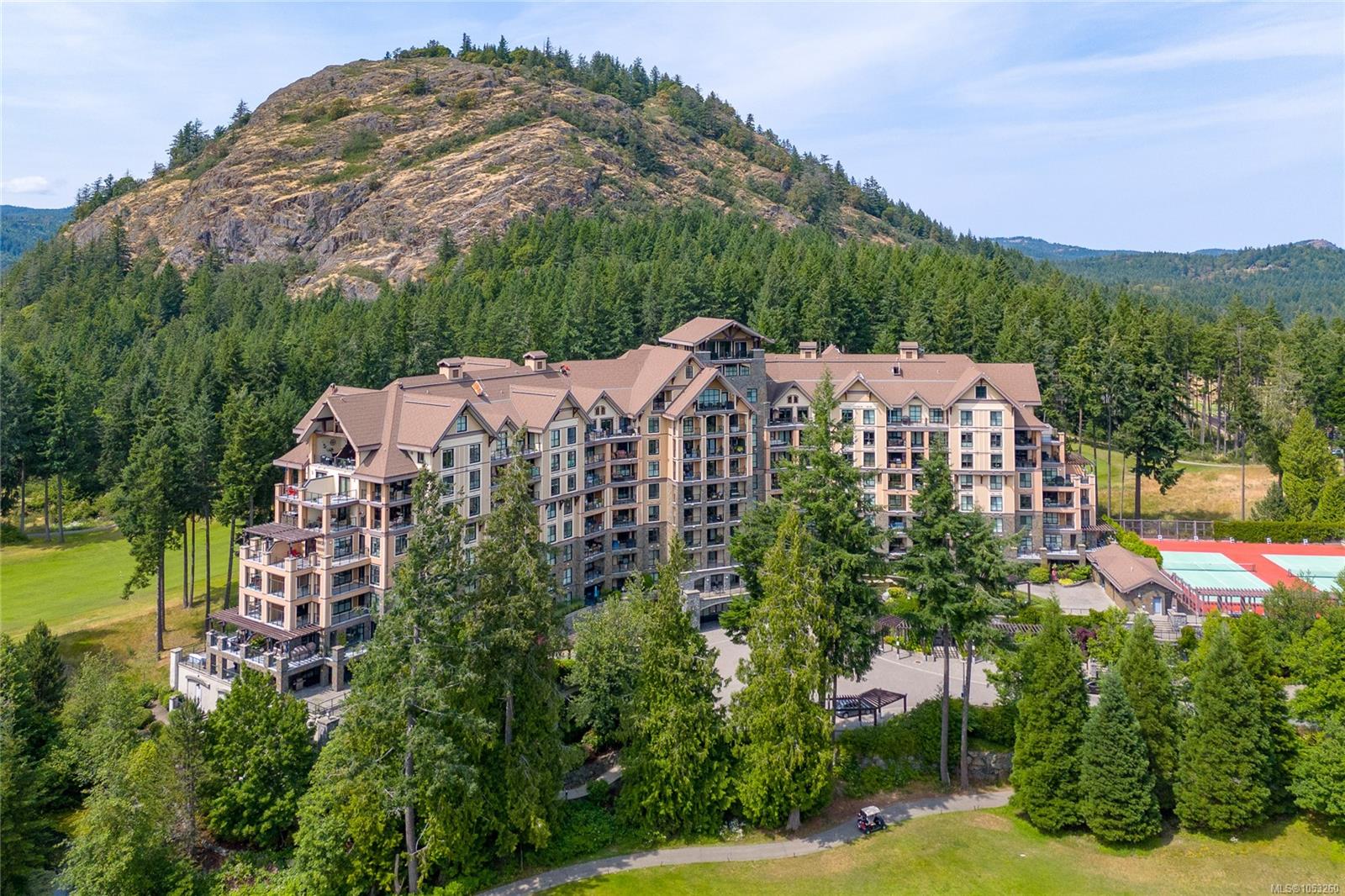 610-1400 Lynburne Pl — listing photo 5 of 33