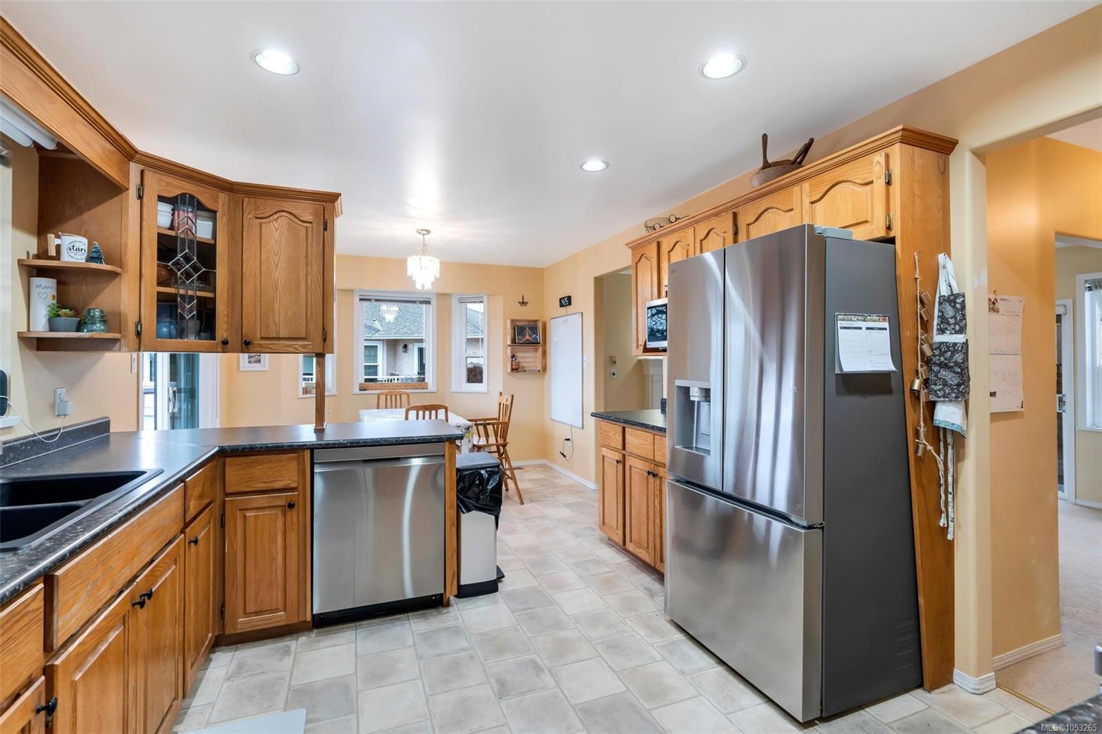 6111 Denali Dr — listing photo 11 of 59