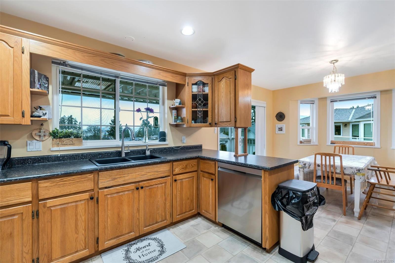 6111 Denali Dr — listing photo 12 of 59