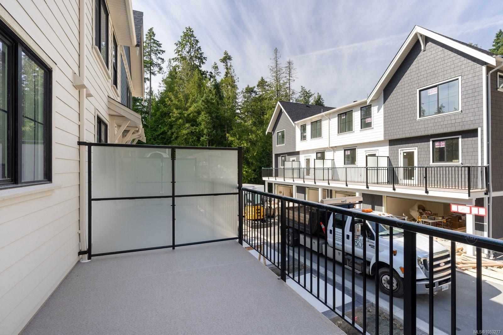 5-3439 Trumpeter St — listing photo 9 of 29