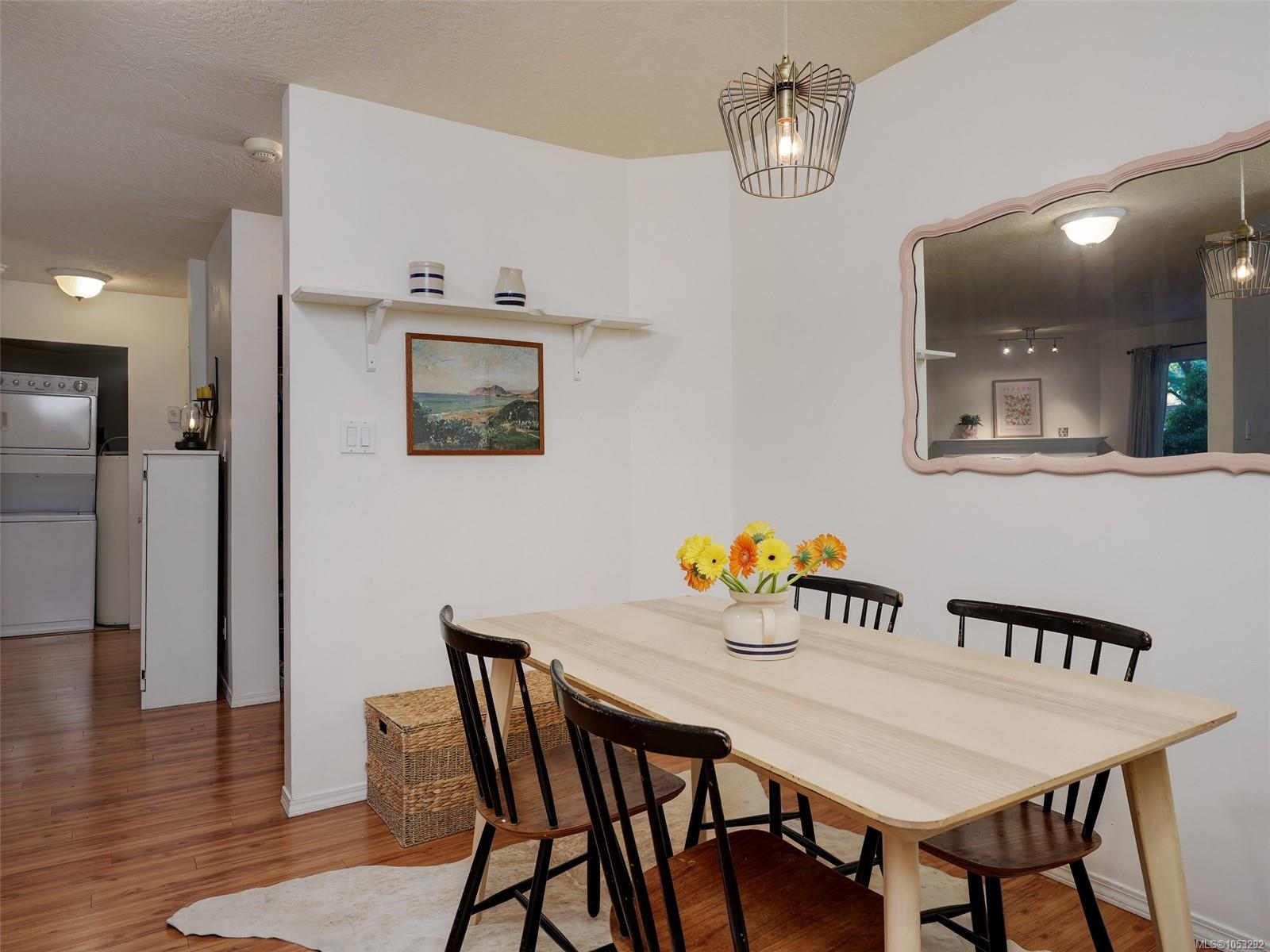 110-494 Marsett Pl — listing photo 6 of 25