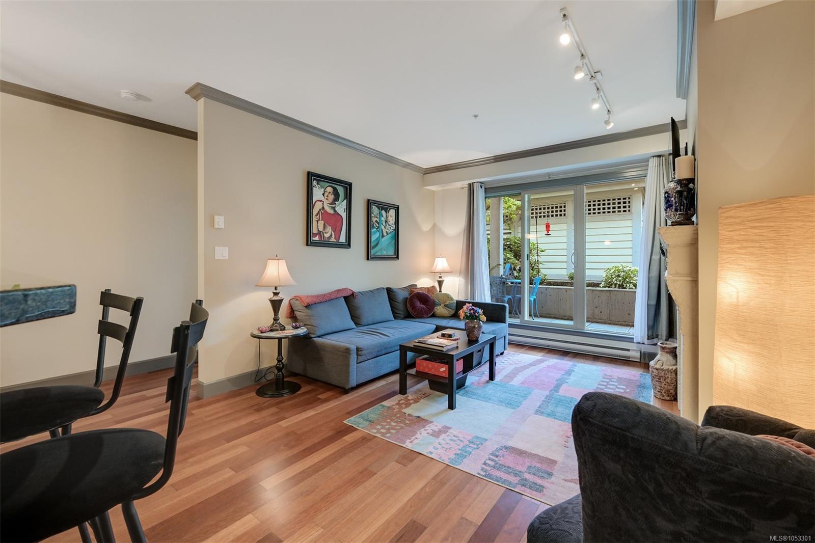 204-1620 McKenzie Ave — listing photo 6 of 39