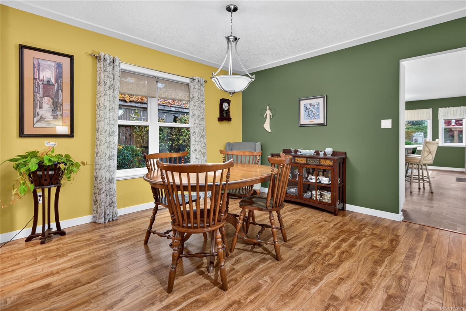 A-1079 8th St — listing photo 10 of 39
