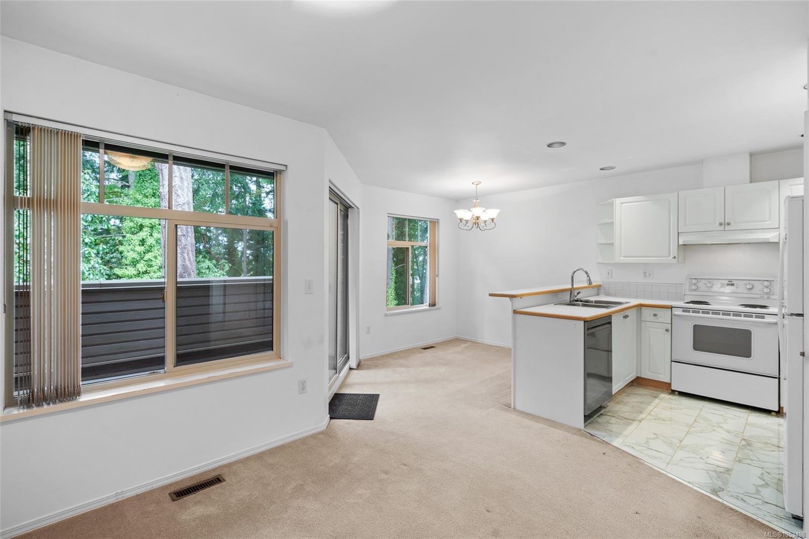 403-288 Eltham Rd — listing photo 13 of 61